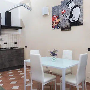  Apartamento Exclusive Loft Banksy In Porta Romana Italia