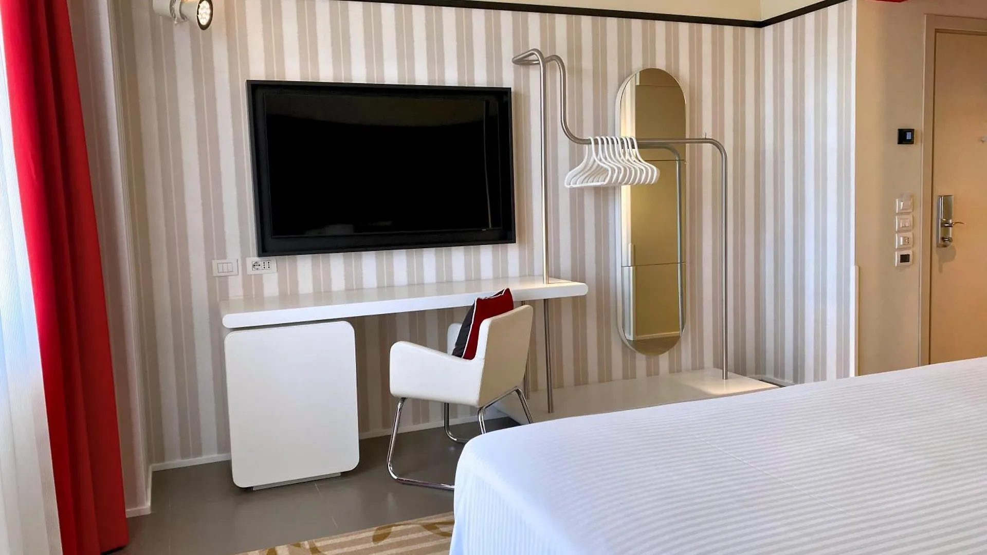 Hotel Indigo Florence By Ihg 4*,  Italy